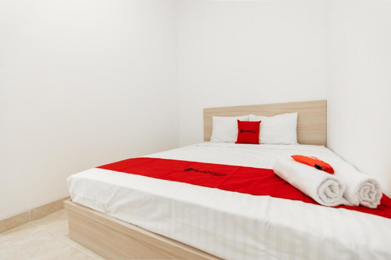 Reddoorz @ Graha Cemerlang Maros Makasar Exteriér fotografie