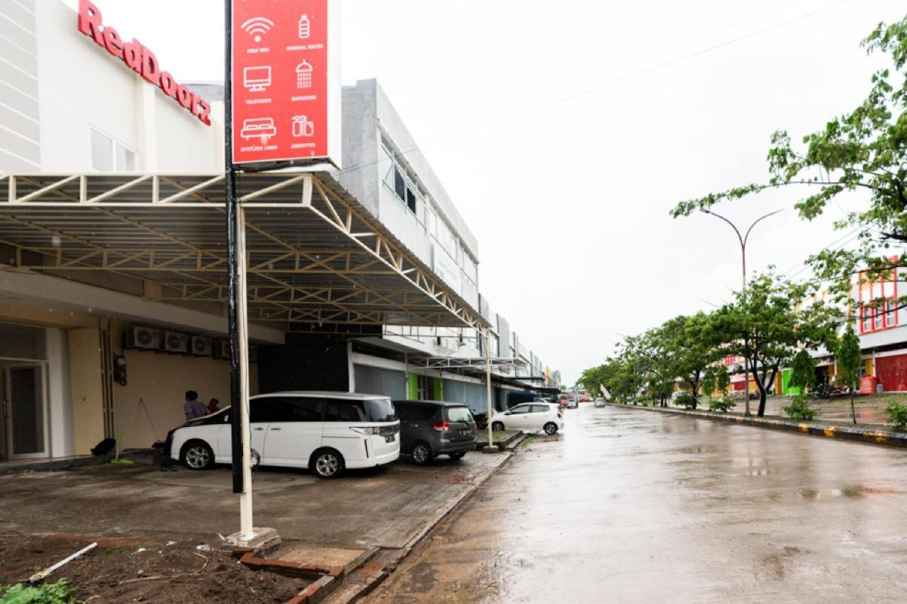 Reddoorz @ Graha Cemerlang Maros Makasar Exteriér fotografie
