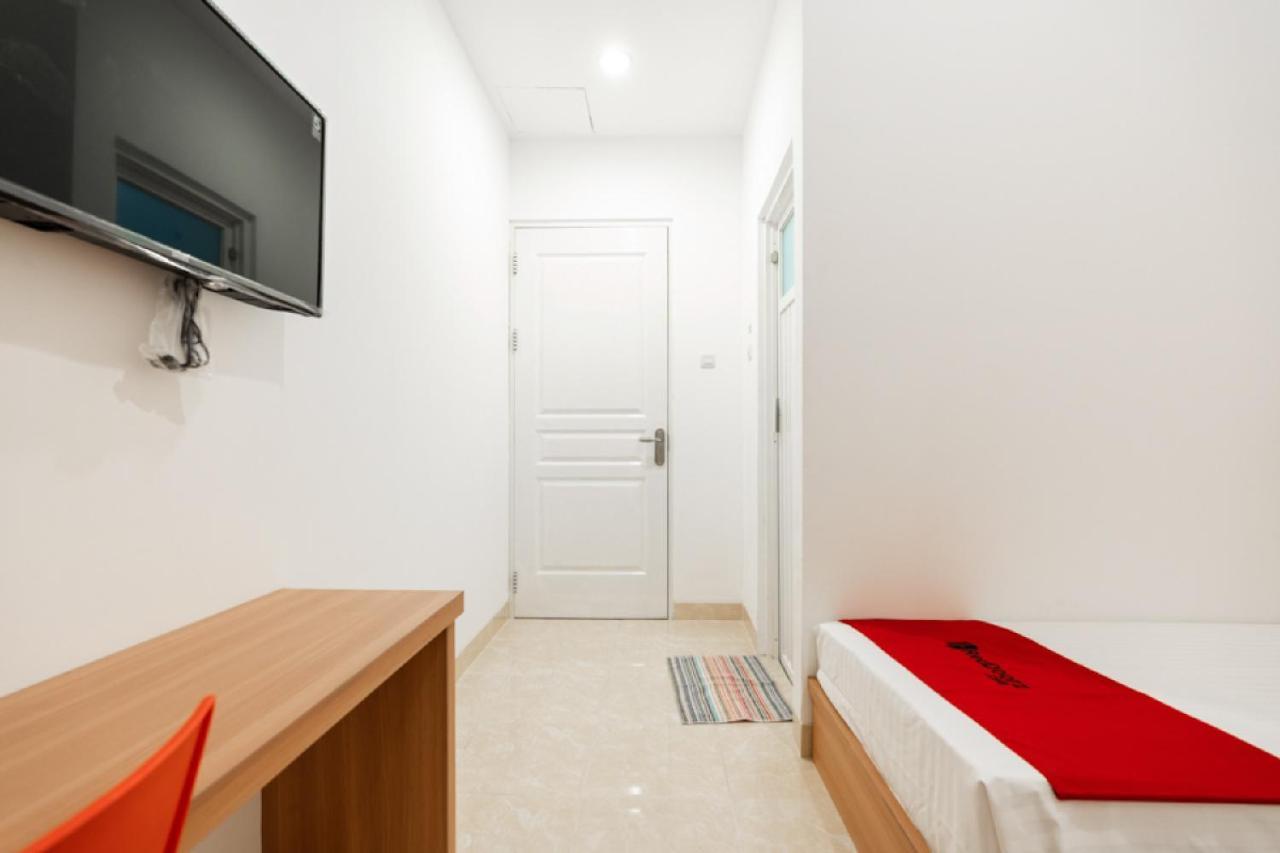 Reddoorz @ Graha Cemerlang Maros Makasar Exteriér fotografie