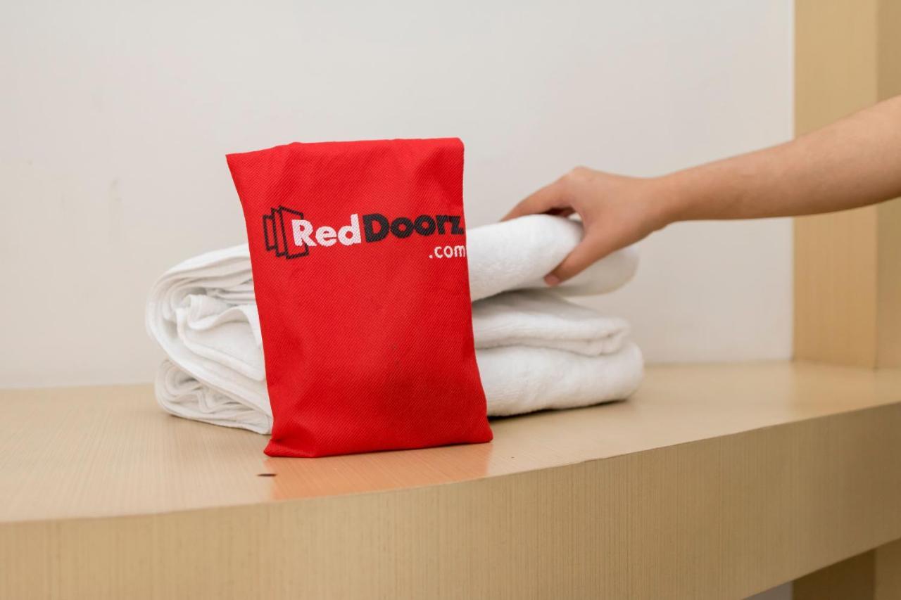 Reddoorz @ Graha Cemerlang Maros Makasar Exteriér fotografie